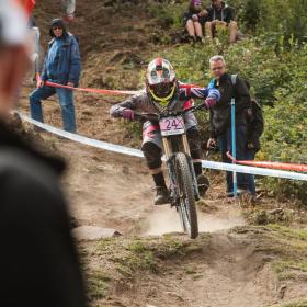 uci-dh-worldcup-meribel-2014-16